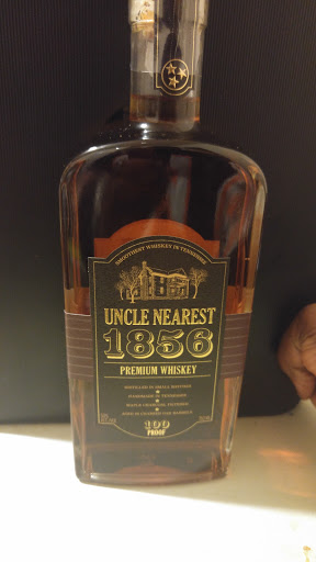 Wine Store «Blanchard Liquor - Jamaica Plain», reviews and photos, 741 Centre St, Jamaica Plain, MA 02130, USA