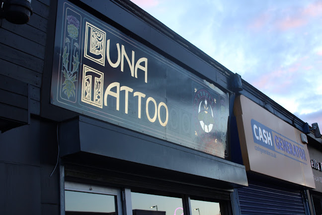 Comments and reviews of Luna Tattoo