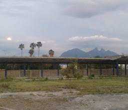 Antigua estación de trenes photo