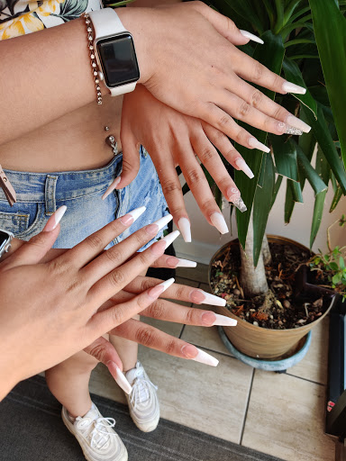 Beauty Salon «Neha Threading Salon & Spa», reviews and photos, 1501 Reisterstown Rd, Pikesville, MD 21208, USA