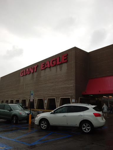 Supermarket «Giant Eagle Supermarket», reviews and photos, 111 W Madison St, Rochester, PA 15074, USA