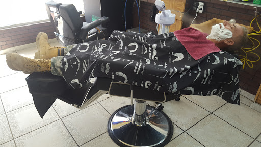 Barber Shop «Florida City Barber Shop», reviews and photos, 536 W Palm Dr, Florida City, FL 33034, USA