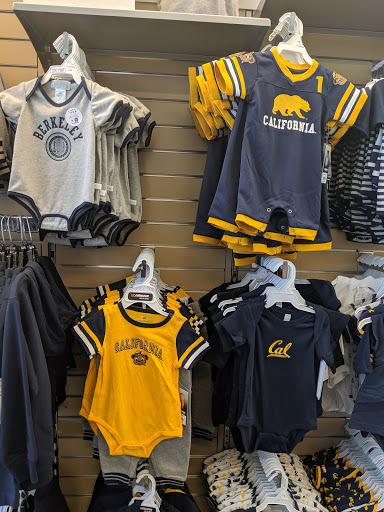 Book Store «Cal Student Store», reviews and photos, 2495 Bancroft Way #134, Berkeley, CA 94720, USA