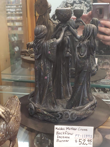 Book Store «Edge of the Circle Books», reviews and photos, 1307 NE 45th St, Seattle, WA 98105, USA