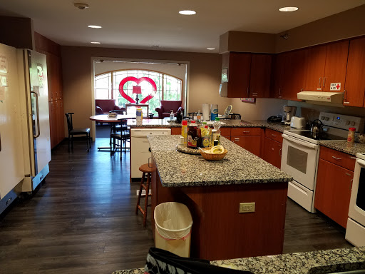 Lodging «Ronald McDonald House», reviews and photos