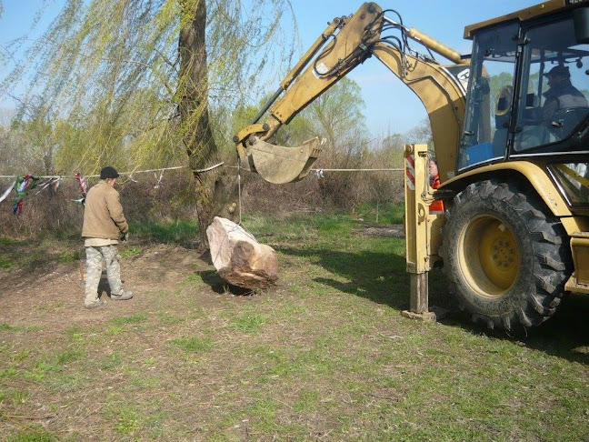 Motoros emlékmű