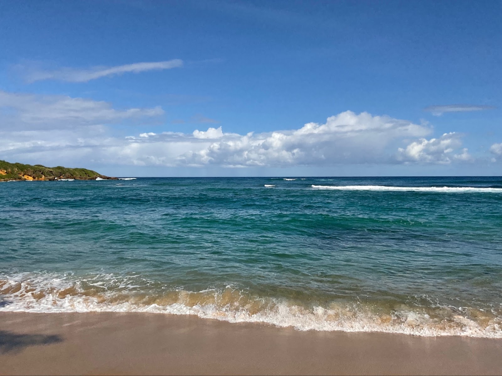 Foto di Playa De Los Tocones e l'insediamento