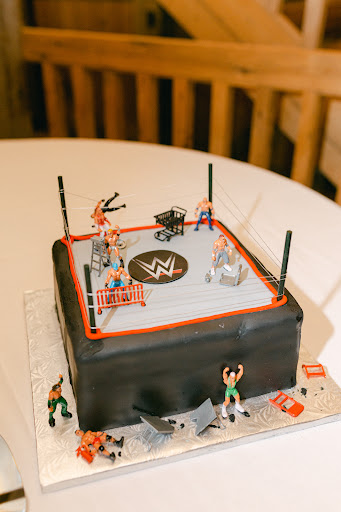 Cake Shop «Cake Boutique», reviews and photos, 4248 N River Rd NE, Warren, OH 44484, USA