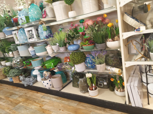 Home Goods Store «Home Goods», reviews and photos, 3 Main St, Edgewater, NJ 07020, USA