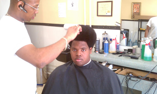 Barber Shop «Barber Lounge», reviews and photos, 15 Orange Ave, Walden, NY 12586, USA