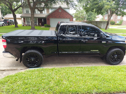 Car Wash «iShine Express Car Wash & Detail», reviews and photos, 8640 Jones Rd, Jersey Village, TX 77064, USA