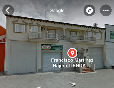 Francisco Martínez Nájera PIENSOS Y TIENDA HIPICA CANALÓN Avenida Alcalde Fernando Viedma, 32, 23440 Baeza, Jaén, España