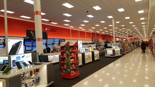 Department Store «Target», reviews and photos, 111 Pioneer Trail, Chaska, MN 55318, USA
