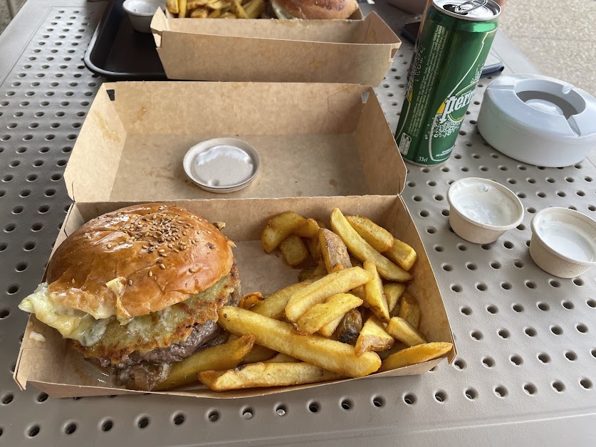 Burgers Chef à Saint-André-d'Apchon