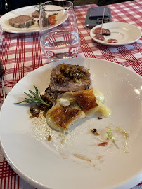 Plats et boissons du Restaurant français Saucisson et Beaujolais à Rueil-Malmaison - n°3