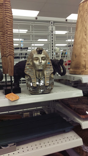 Clothing Store «Ross Dress for Less», reviews and photos, 909 N Landing Way, Renton, WA 98057, USA