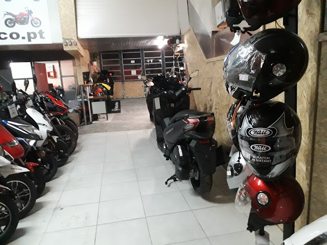 Motoceanica-Comercio E Reparação De Veiculos Motorizados,Lda. - Loja de motocicletas