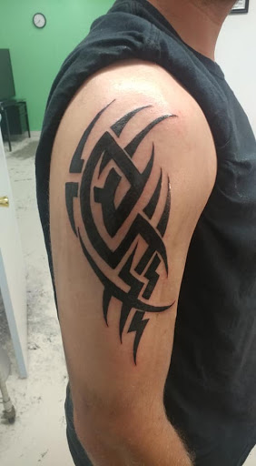 Tattoo Shop «Southern Outlaw Tattoo», reviews and photos, 17582 TX-155, Flint, TX 75762, USA