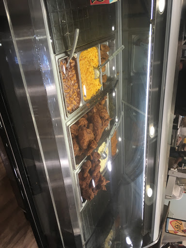 Grocery Store «Lowes Foods on Strickland Road», reviews and photos, 9600 Strickland Rd, Raleigh, NC 27615, USA