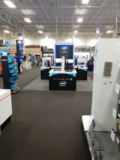 Electronics Store «Best Buy», reviews and photos, 2288 E Williams Field Rd, Gilbert, AZ 85295, USA