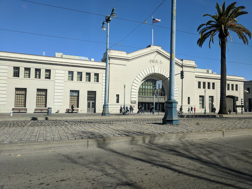Sports Complex «Bay Club at the Gateway», reviews and photos, 370 Drumm St, San Francisco, CA 94111, USA
