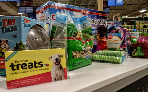 Pet Supply Store «PetSmart», reviews and photos, 24 Mountain Rd, Glen Burnie, MD 21060, USA