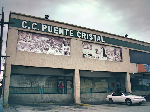 Centro Comercial Puente Cristal