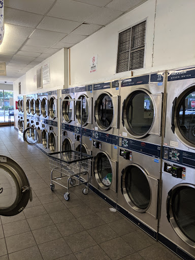 Laundromat «Colley Avenue Laundry Land Laundromat», reviews and photos, 1500 Colley Ave, Norfolk, VA 23517, USA
