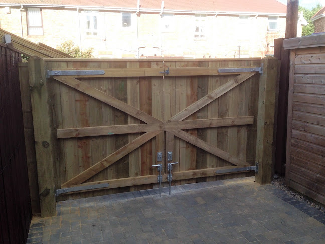 Comments and reviews of Newcastle Pro Fencing & Landscaping