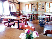 Atmosphère du Restaurant Le champ radis/Bar à manger/Apéro dînatoire- Bières Belges - Vins de Bourgogne à Marigny-sur-Yonne - n°5