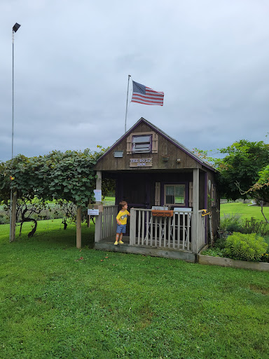 Gift Shop «Hidden Spring Lavender Farm and Gift Shoppe», reviews and photos, 890 Belle Mead-Blawenburg Rd, Skillman, NJ 08558, USA