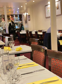 Atmosphère du Restaurant indien Gandhi Ji' s à Paris - n°13