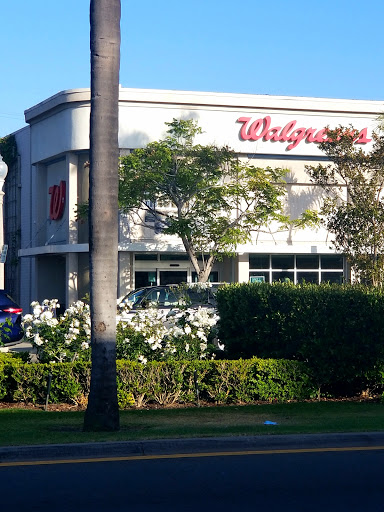 Walgreens, 925 Orange Ave, Coronado, CA 92118, USA, 