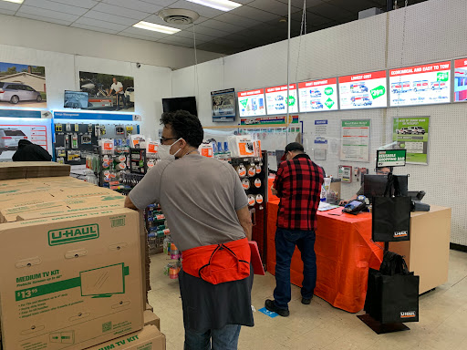 Truck Rental Agency «U-Haul Moving & Storage at The Alameda», reviews and photos, 1027 The Alameda, San Jose, CA 95126, USA