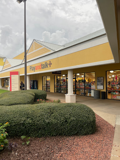 Video Game Store «Play And Talk Retro Video Games Iphone Repair», reviews and photos, 4693 Airport Blvd #130, Mobile, AL 36608, USA