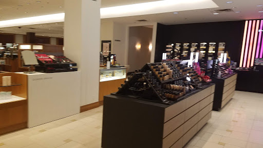 Department Store «Saks Fifth Avenue», reviews and photos, 26100 Cedar Rd, Beachwood, OH 44122, USA