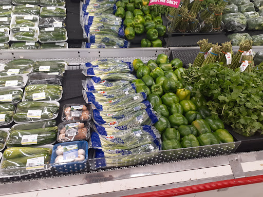 Supermarket «Price Less IGA», reviews and photos, 75 Genesis Square, Crossville, TN 38555, USA