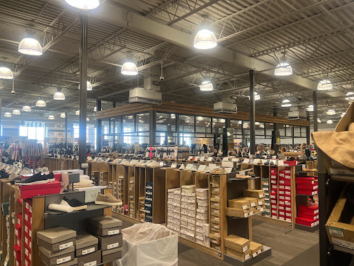 Shoe Store «DSW Designer Shoe Warehouse», reviews and photos, 43713 W Oaks Dr, Novi, MI 48377, USA