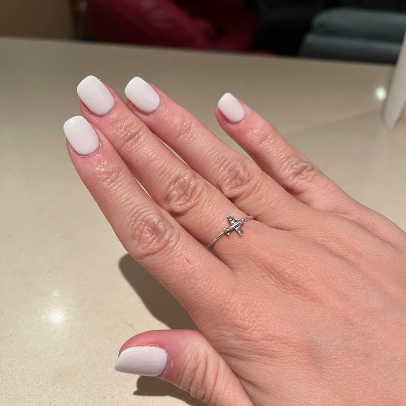 Bondi Classic Nails