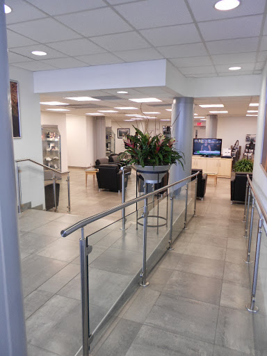 BMW Dealer «BMW of Mobile», reviews and photos, 3025 Government Blvd, Mobile, AL 36606, USA