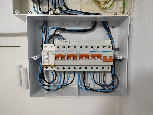 Electricidad Nieto Urgencias 24h Emergency en Altea, Alicante