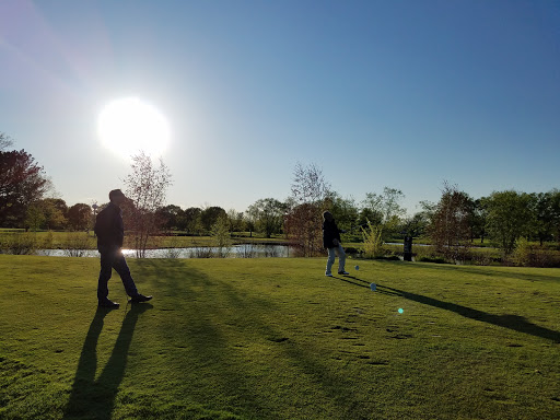 Golf Course «Oak Brook Golf Club», reviews and photos, 2606 York Rd, Oak Brook, IL 60523, USA
