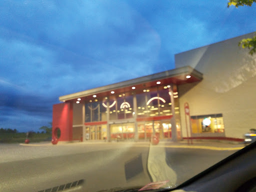 Target, 7900 32nd St N, Oakdale, MN 55128, USA, 