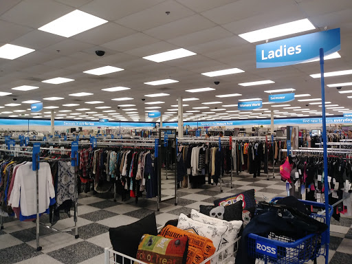 Clothing Store «Ross Dress for Less», reviews and photos, 2365 S Hwy 27, Clermont, FL 34711, USA