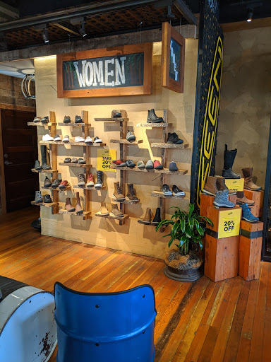 Shoe Store «KEEN Garage», reviews and photos, 278 University Ave, Palo Alto, CA 94301, USA