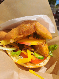 Photo n°11 de Kaz Kréol. à Marseille ()