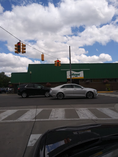 Grocery Store «Hollywood Super Market», reviews and photos, 714 N Main St, Royal Oak, MI 48067, USA
