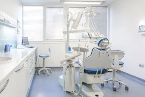 Dental Clinic Varnica image