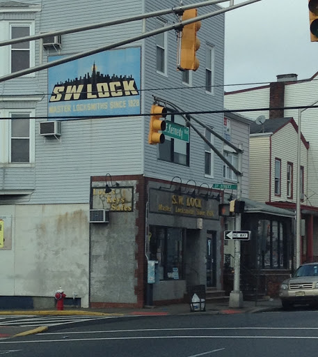 Locksmith «SW Lock», reviews and photos, 3701 John F. Kennedy Blvd, Union City, NJ 07087, USA