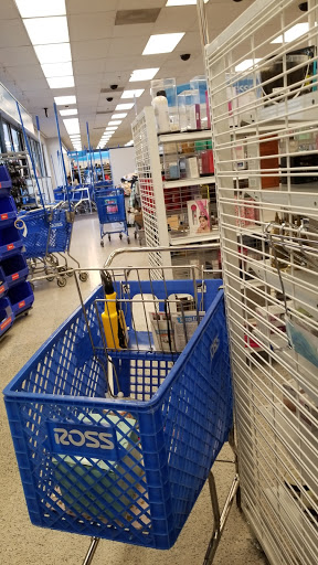 Clothing Store «Ross Dress for Less», reviews and photos, 2150 Southgate Rd, Colorado Springs, CO 80906, USA